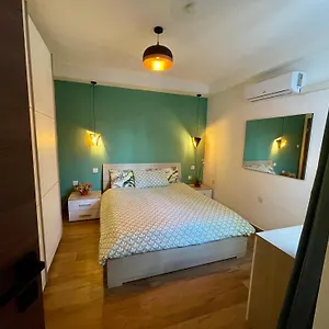  Habitación en casa particular Airport Bedroom With Your Own Private Bathroom Self Check In And Self Check Out Air-condition Included